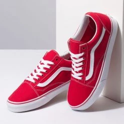 Vans Unisex Old Skool Formula One Shoes - Red / White