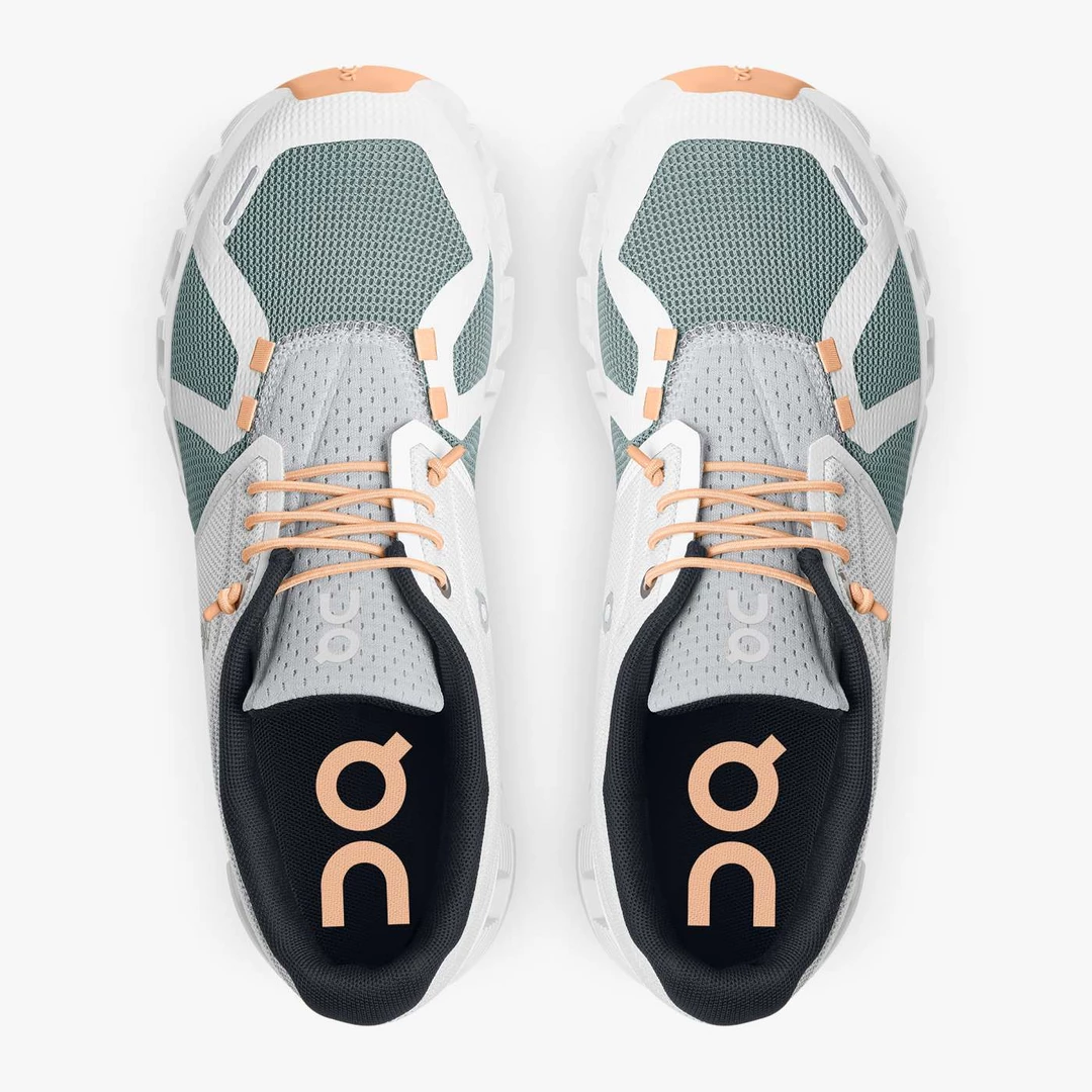 On Running Women's Cloud 5 Push Shoes - White / Cobble