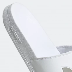 Adidas Women's Adilette Lite Slides - Cloud White / Matte Silver