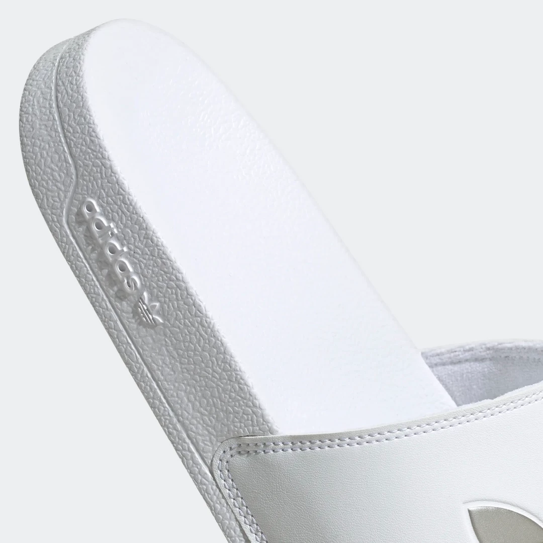 Adidas Women's Adilette Lite Slides - Cloud White / Matte Silver