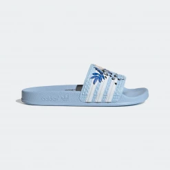 Kids' Adidas Kid's Adilette Slides - Clear Sky / Cloud White