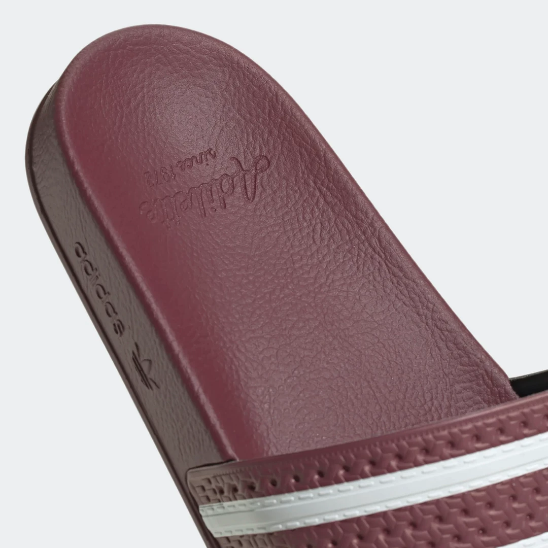 Adidas Men's Adilette Slides - Quiet Crimson / Cloud White