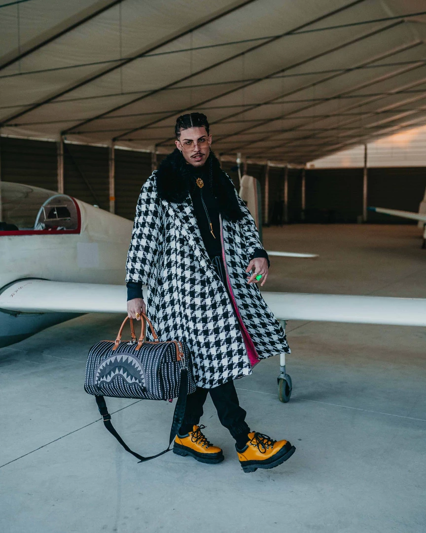 SPRAY GROUND Sprayground Illuchains Duffel Bag - Black / Silver / Brown