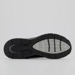 New Balance Men's Made In US 990 V5 Shoes - Black / Silver