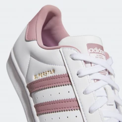 Adidas Women's Superstar Shoes - Cloud White / Magic Mauve