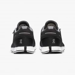 On Running Men's Cloud Shoes - Black / White