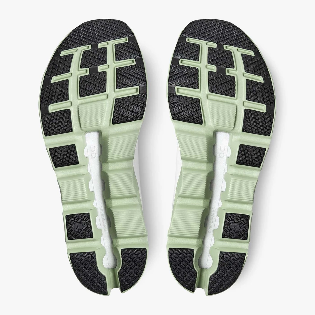 On Running Men's Cloudstratrus Shoes - White / Black