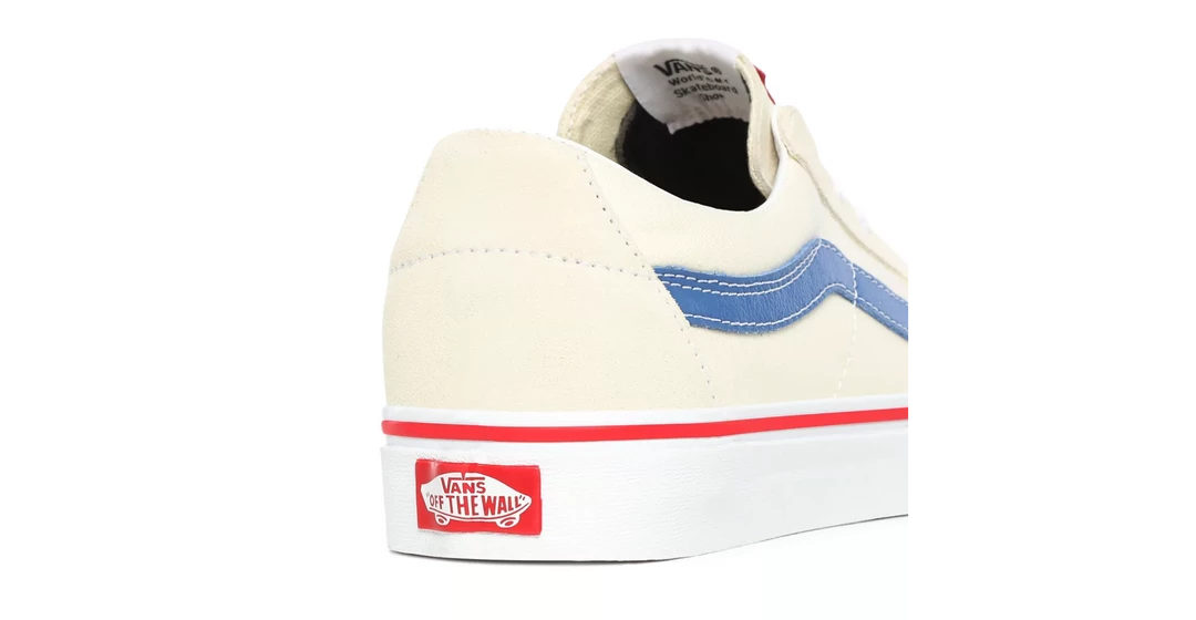 Vans Unisex Sk8 Low Shoes - Classic White / Navy