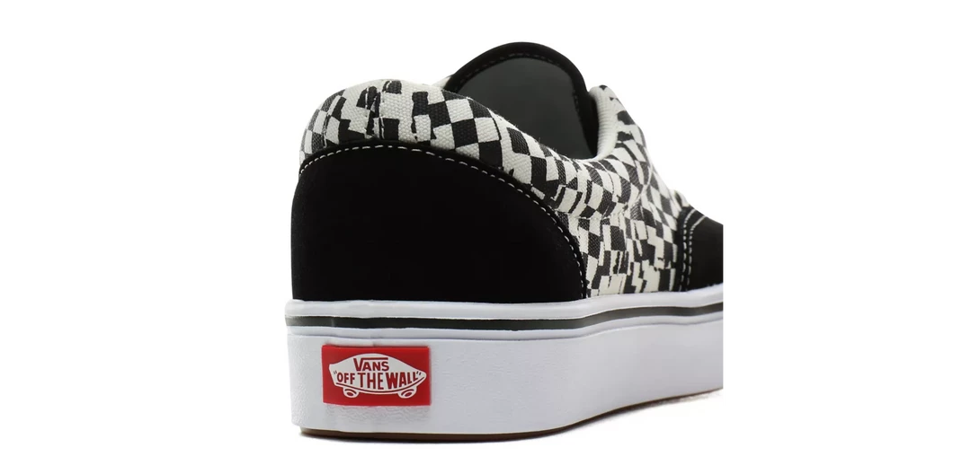 Vans Unisex Tear Check Comfycush Era Shoes - Black / True White