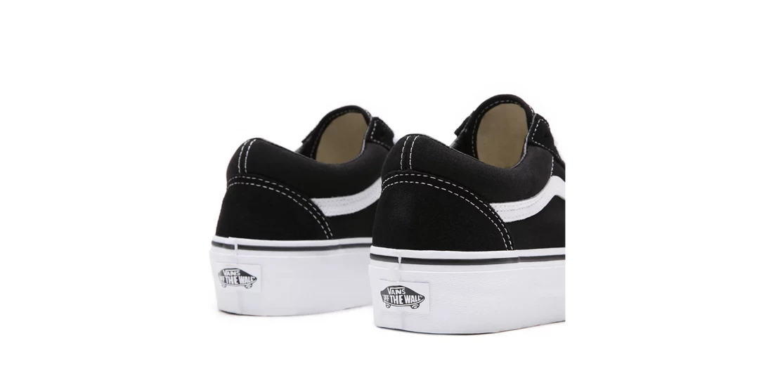 Vans Unisex Platform Old Skool Shoes - Black / White