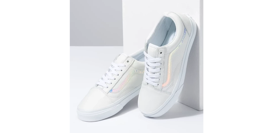 Vans Unisex Holo Sidestripe Old Skool Shoes - White / True White