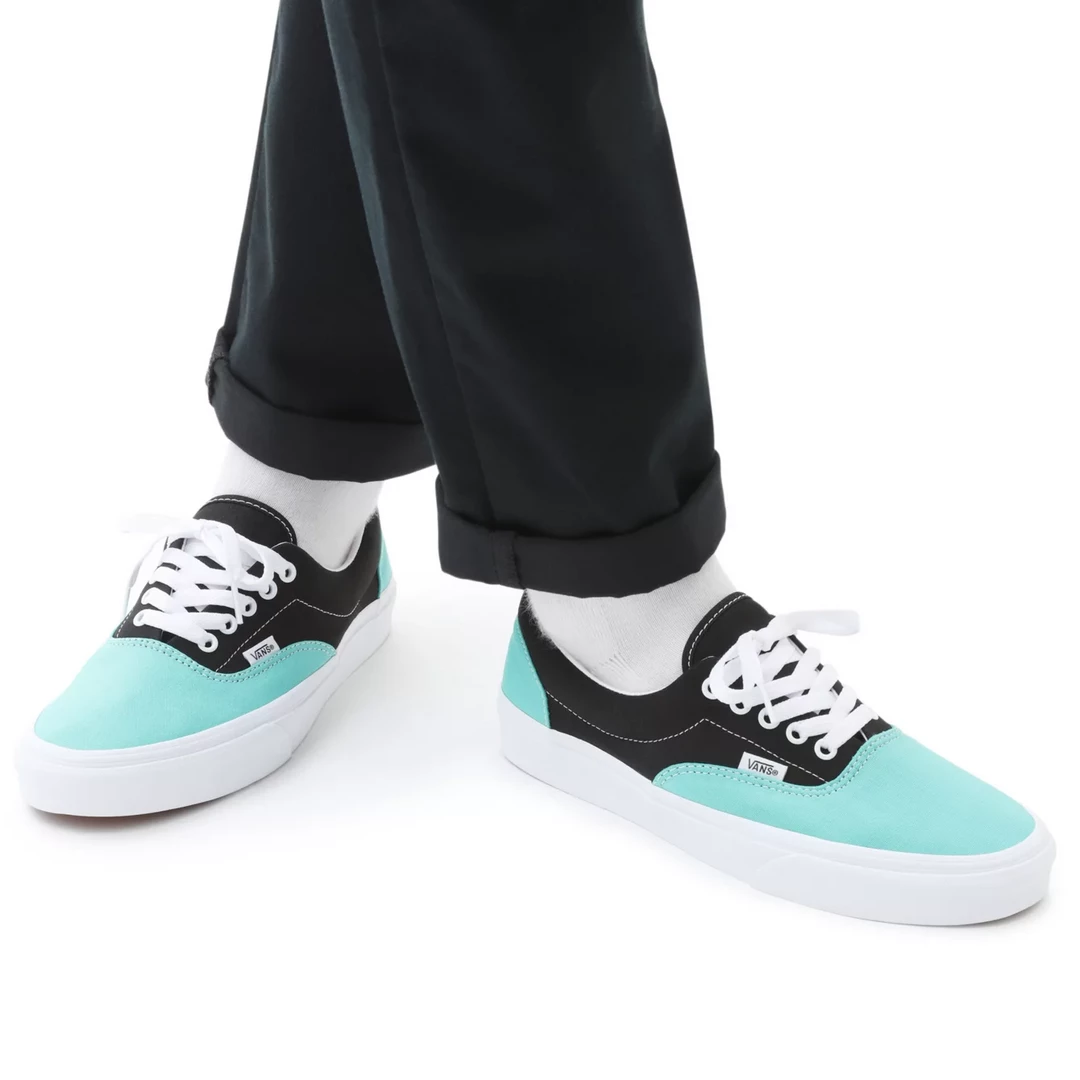 Vans Unisex Era Classic Sport Shoes - Black / Waterfall