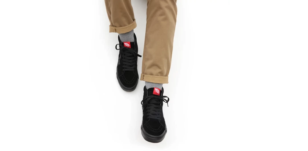 Vans Unisex SK8 Hi Shoes - All Black