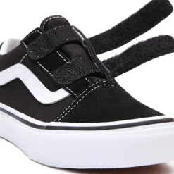 Kids' Vans Kid's Old Skool Shoes - Black / True White