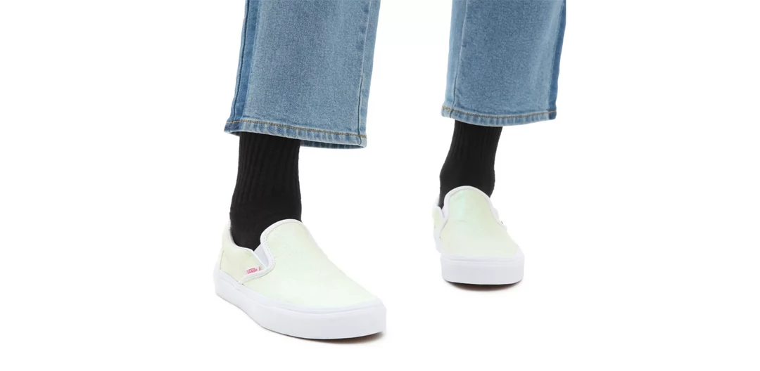 Vans Unisex UV Glitter Classic Slip On Shoes - Pink / True White