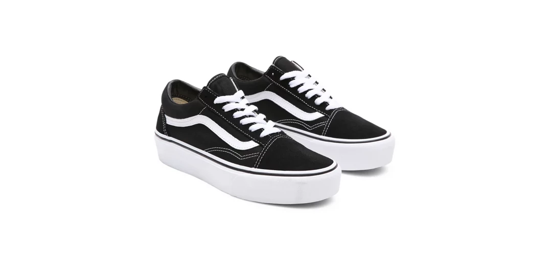 Vans Unisex Platform Old Skool Shoes - Black / White