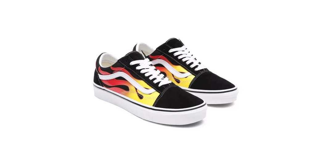 Vans Unisex Flame Old Skool Shoes - Black / True White
