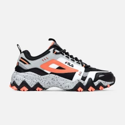 Fila Men's Oakmont TR Shoes - Black / Salmon / Grey