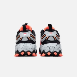 Fila Men's Oakmont TR Shoes - Black / Salmon / Grey