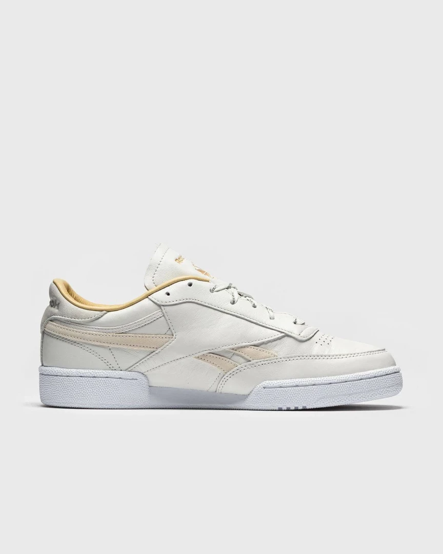 Reebok Men's Club C Revenge Shoes - White / Gold Metallic