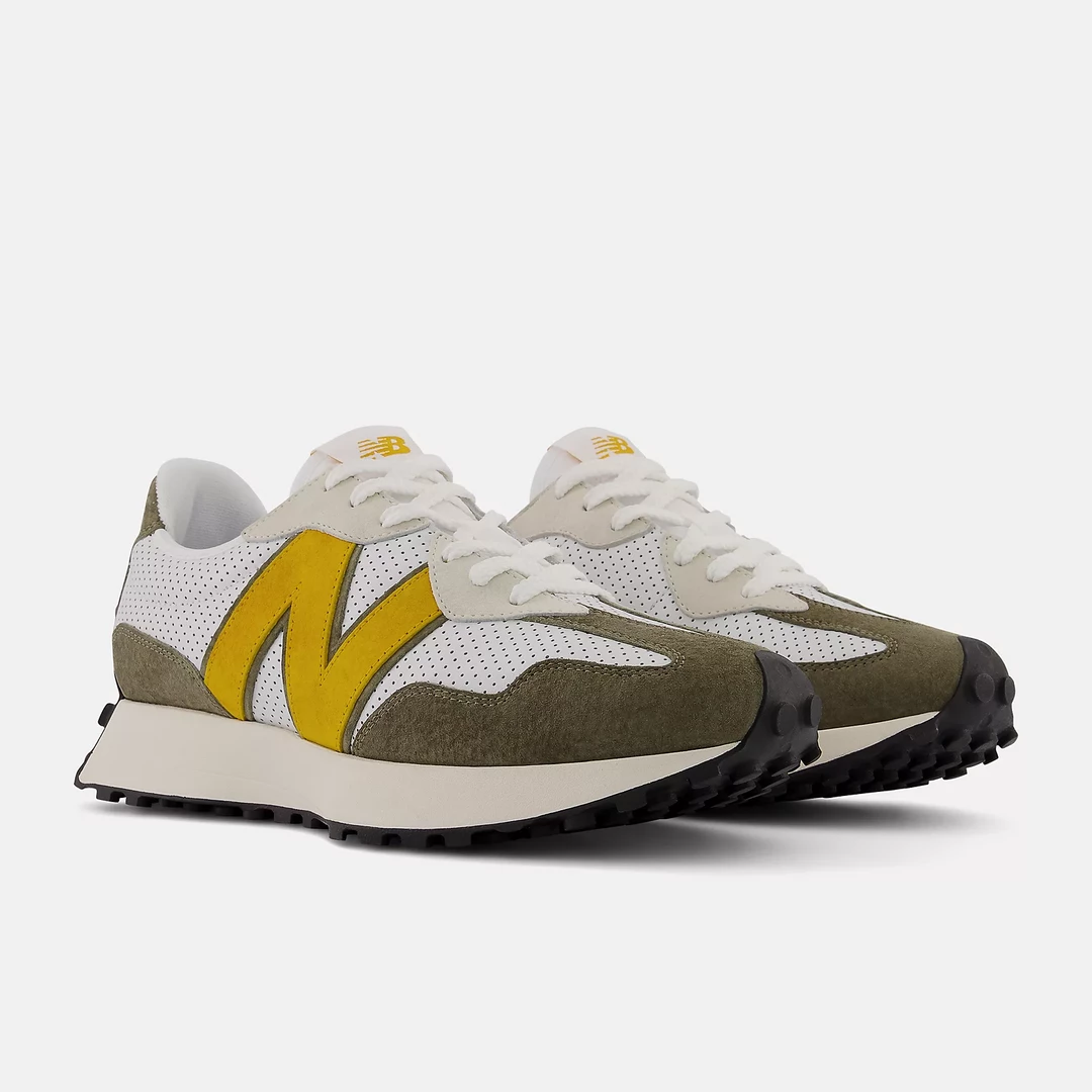 New Balance Men's 327 Shoes - White / Varsity Gold