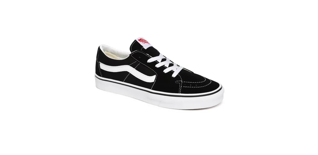 Vans Unisex Sk8 Low Shoes - Black / True White
