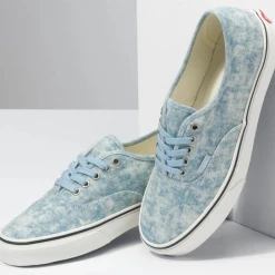 Vans Unisex Winter Sky Authentic Shoes - White / Blue