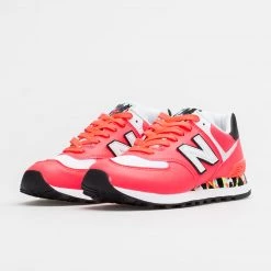 New Balance Women's 574 Shoes - Vivid Coral / White